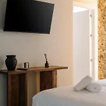 게스트하우스 Cream Boutique (adults Only) 3*