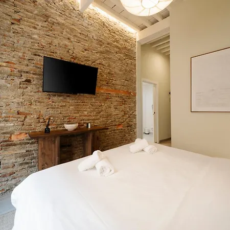 Pensión Kharooms Boutique Adults Recommended 3*